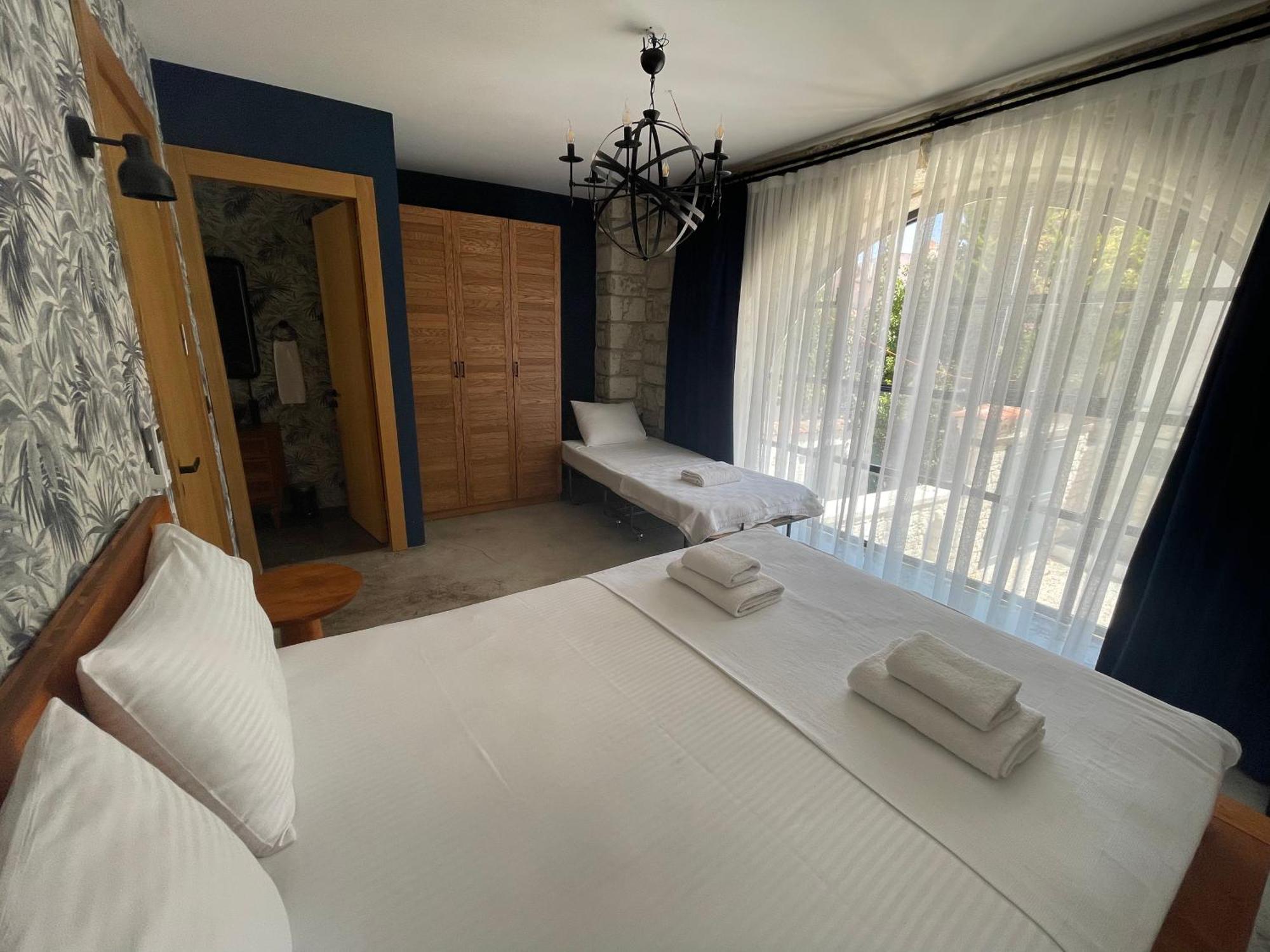 Rhea Alacati Boutique Hotel ภายนอก รูปภาพ