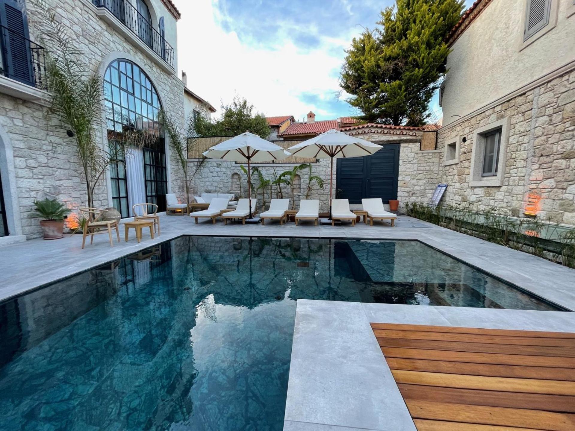 Rhea Alacati Boutique Hotel ภายนอก รูปภาพ