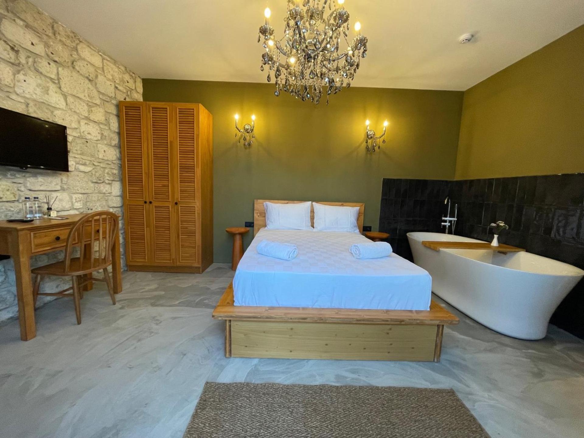 Rhea Alacati Boutique Hotel ภายนอก รูปภาพ